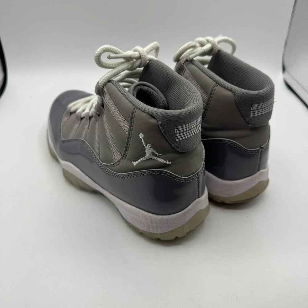 Air Jordan 11 Retro Cool Grey GS CT8012-005 Youth 6.5Y Gray White Sneakers